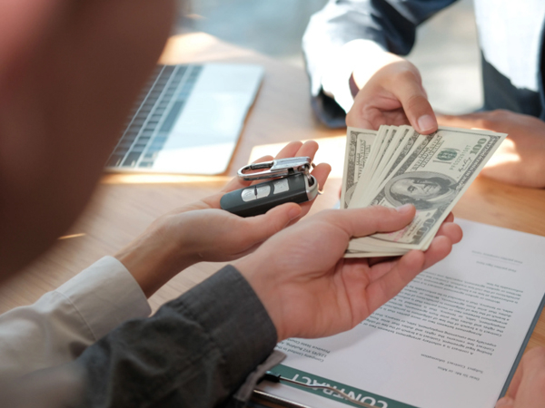 韶关讨债公司分享债务纠纷解决途径对比：诉讼与委托催收的成本收益分析